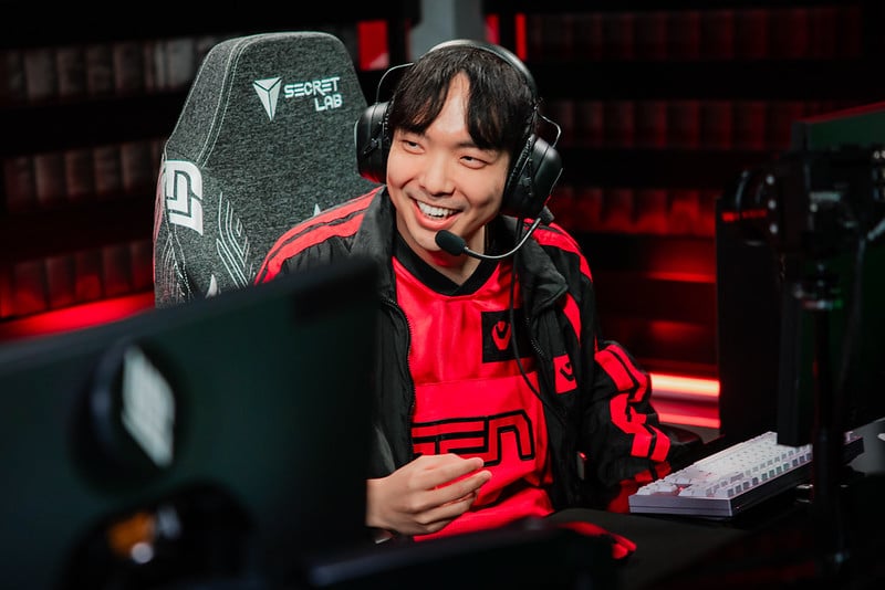 “Тоглогчид болон дасгалжуулагчдад маш харамсалтай”: Esports pros гэнэтийн Esports Nations Cup хойшлогдсоноор илүү бэлтгэл, төөрөгдөл, хуримын талаар хариу өглөө
